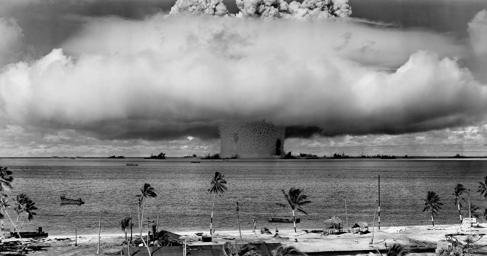 nuclear-weapons-test-nuclear-weapon-weapons-test-explosion-73909